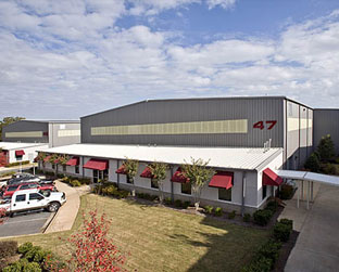 Thomas Enterprises Corporate Hanger in metro Atlanta, GA.  Fox Building Company was their metal building contractor.